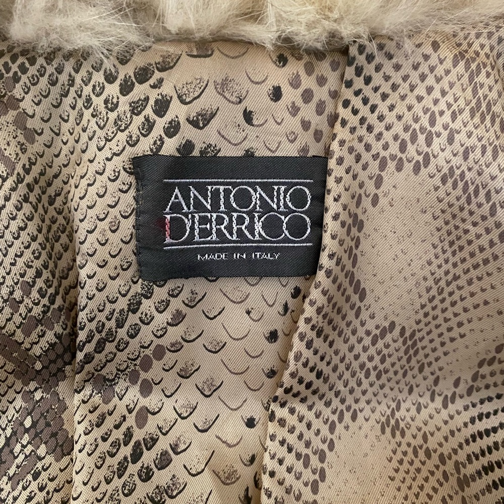 Used Antonio D'errico fur collar coat